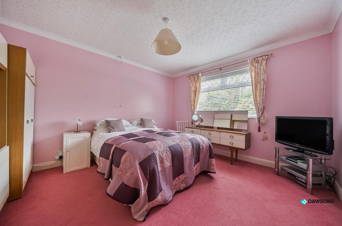 Moorland Avenue, Newton, Swansea, SA3 4UA